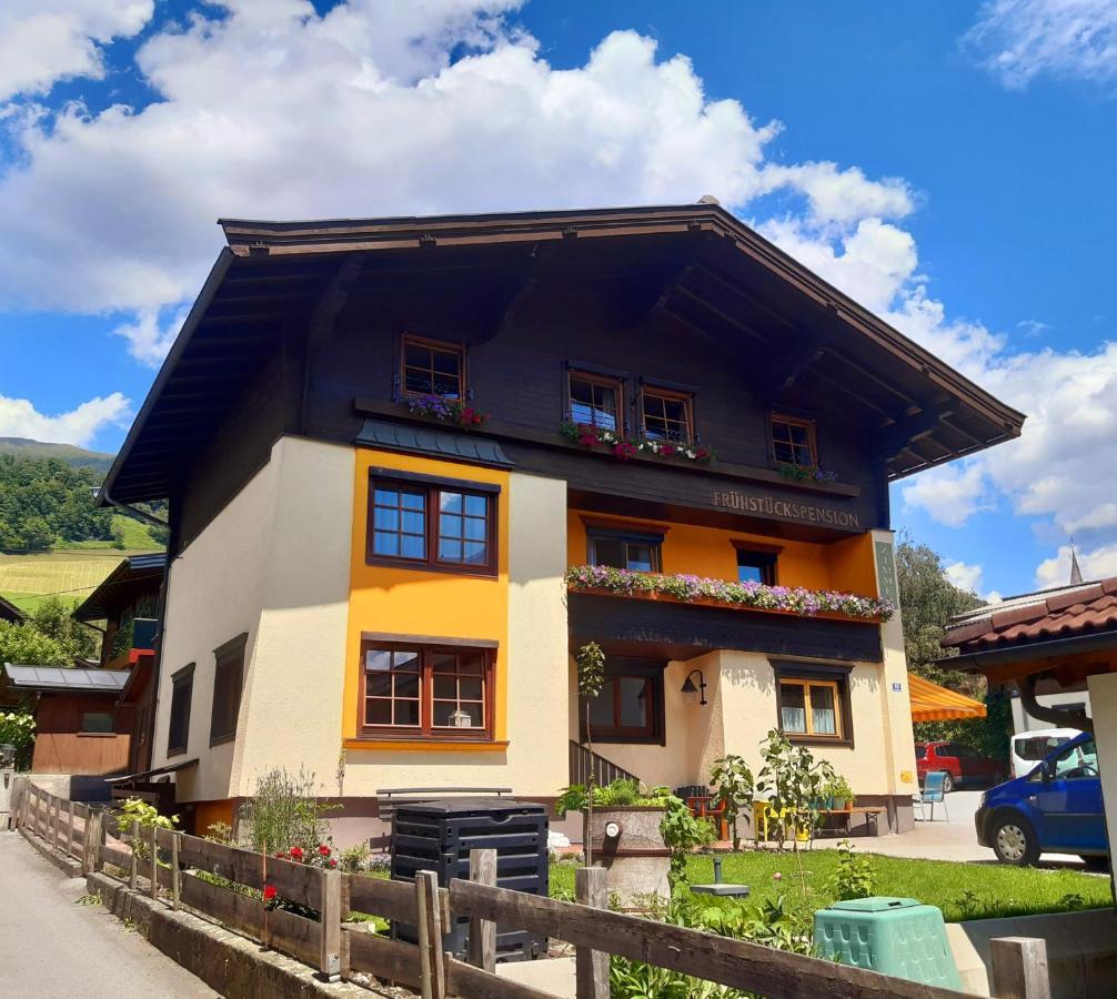 Pension zu Hause Uttendorf Exterior foto